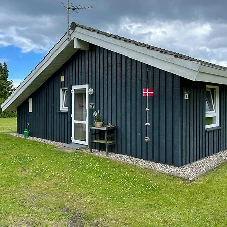 Ferienhaus By And Forest Near Hals *